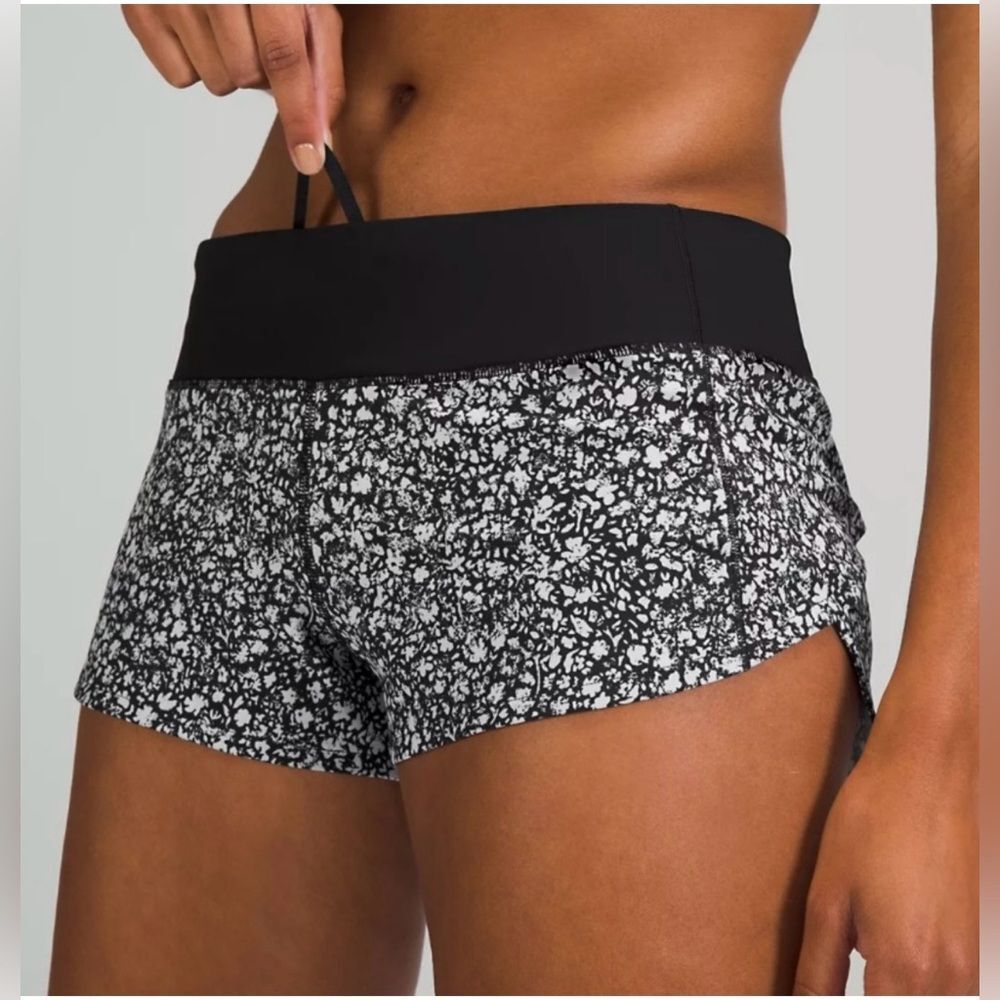 Lululemon Speed Up Shorts, Size 8, Black and Floral